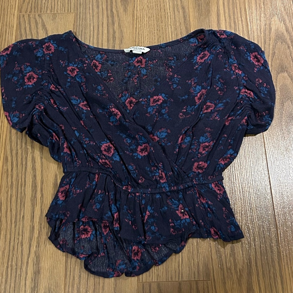 Floral wrap crop top blouse